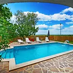 Feriehus Family Friendly House With A Swimming Pool Basarinka, - 14663 Poreč