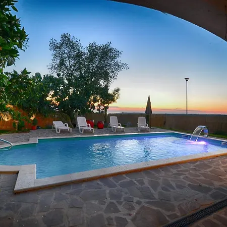 Family Friendly House With A Swimming Pool Basarinka, - 14663 波雷奇