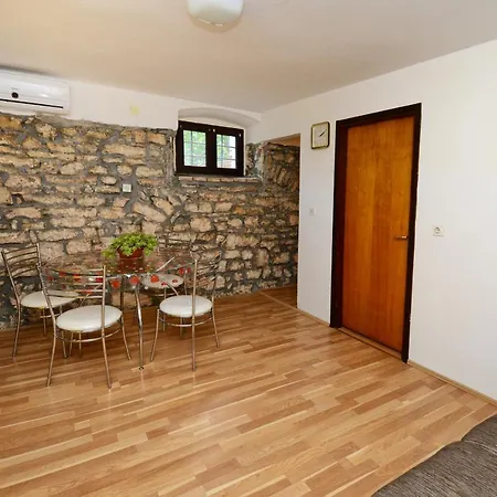 Tatil Evi Family Friendly House With A Swimming Pool Basarinka, - 14663